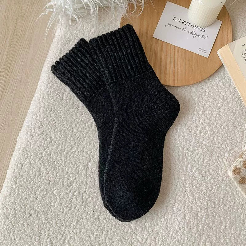 Women’s Wool Mid-Calf Socks – Winter Thickened Terry Fleece Plush Snow Socks, Warm Cashmere Short Socks