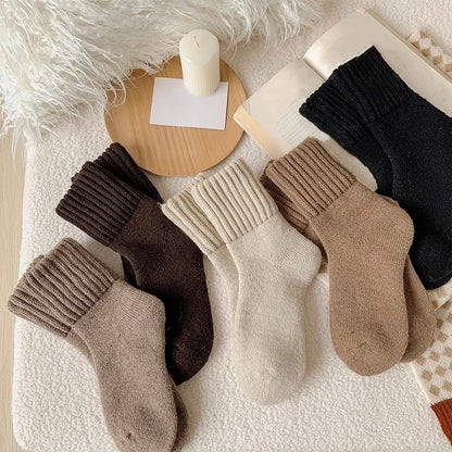 Women’s Wool Mid-Calf Socks – Winter Thickened Terry Fleece Plush Snow Socks, Warm Cashmere Short Socks