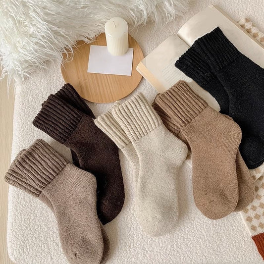 Women’s Wool Mid-Calf Socks – Winter Thickened Terry Fleece Plush Snow Socks, Warm Cashmere Short Socks